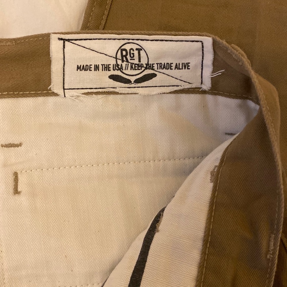 Rogue Territory khaki chinos